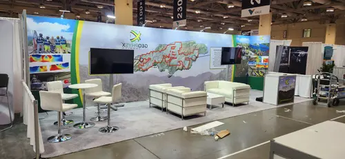 Graphic Oriented Booth 42