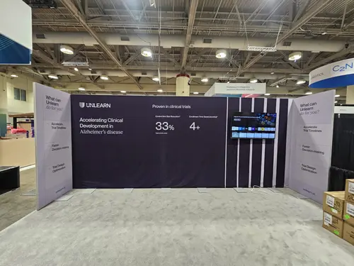 Graphic Oriented Booth 70