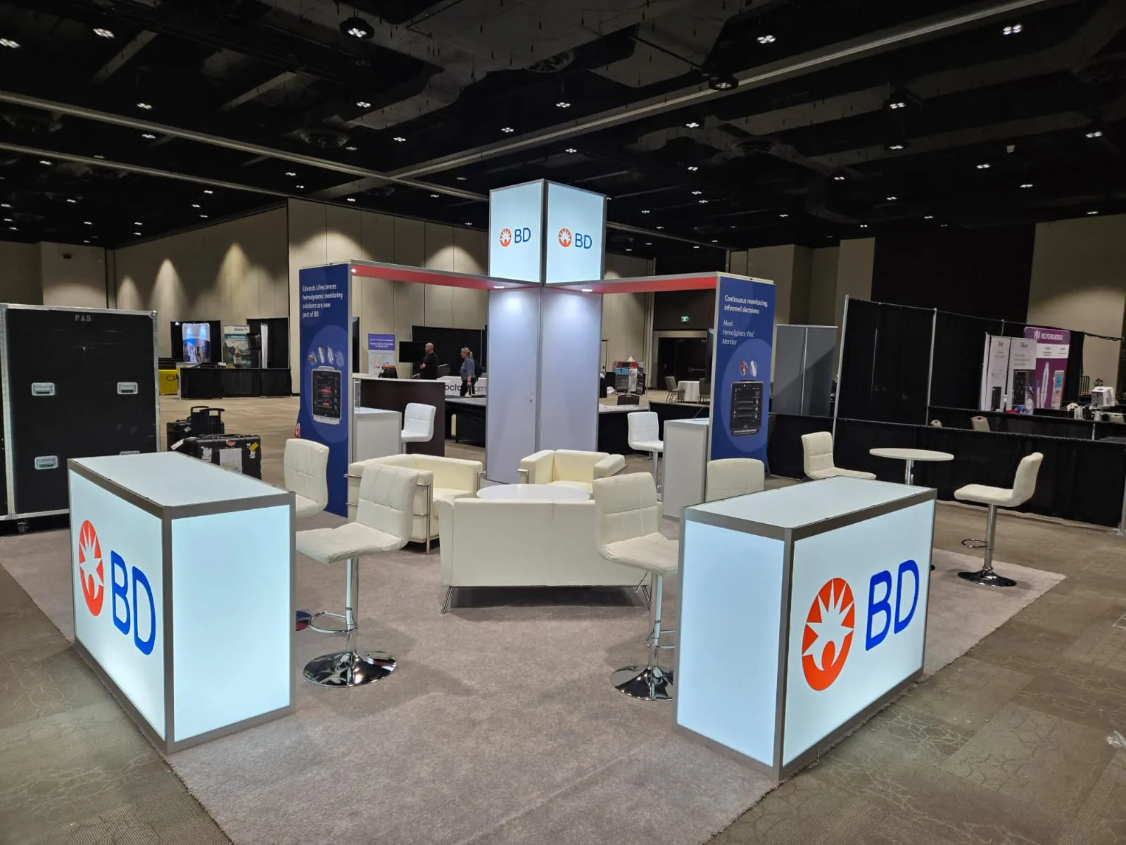 Graphical Oriented Custom Booth Layout