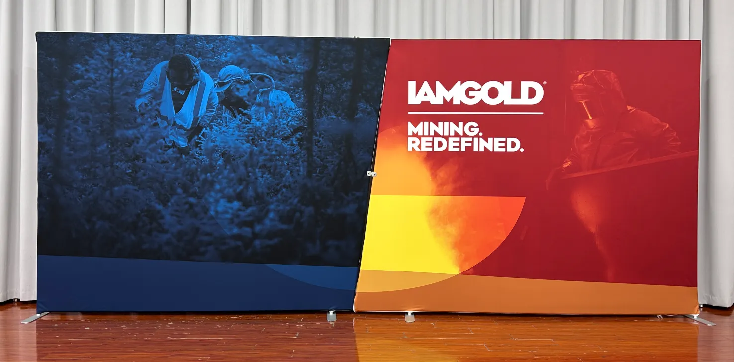 Stretch Fabric Displays